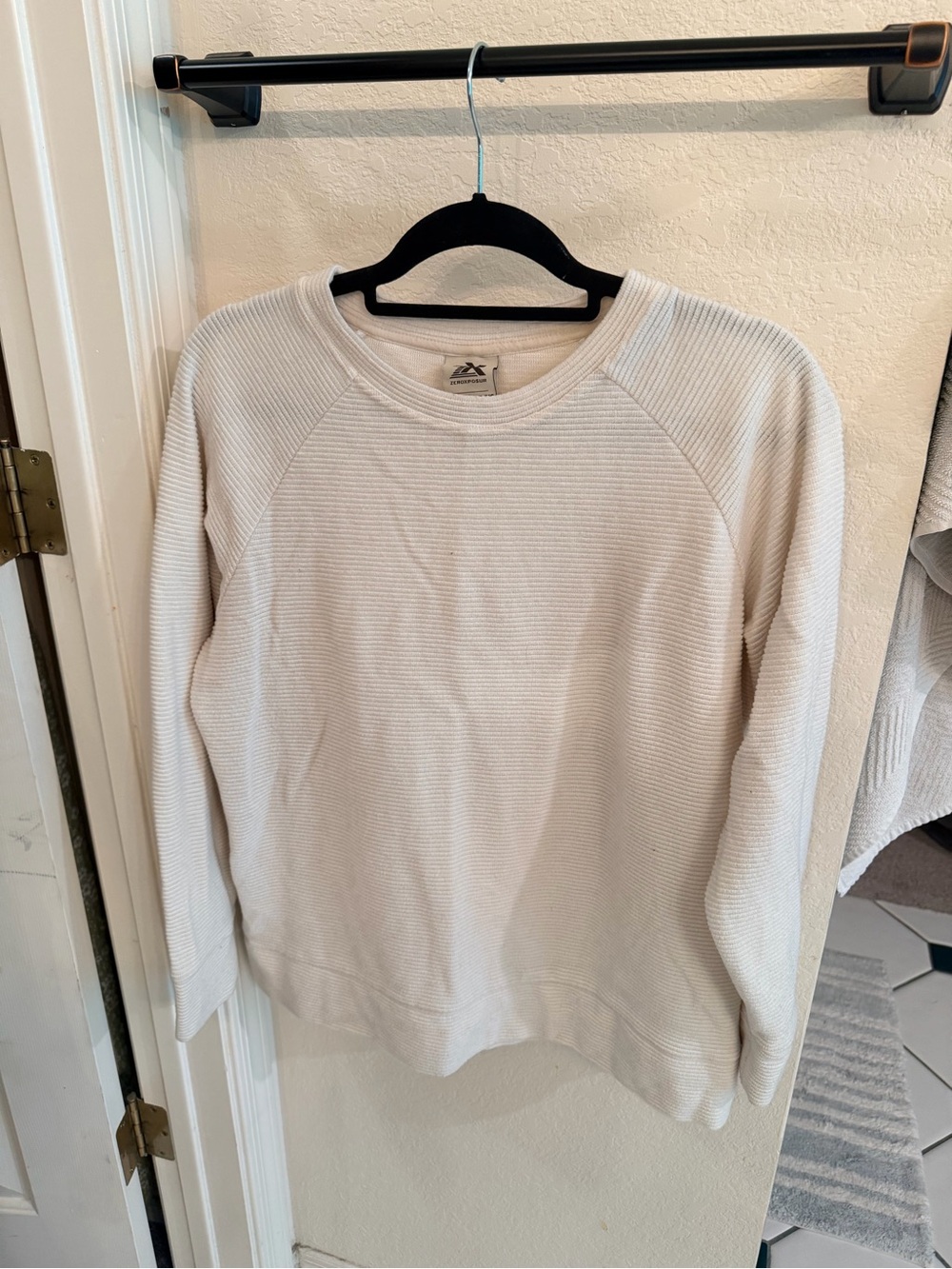 ZeroXposur Women’s Cream Textured Crewneck Sweater